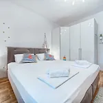 Appartamento Hacijenda With Private Pool And Jacuzzi
