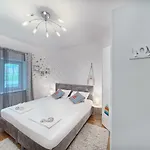 Hacijenda With Private Pool And Jacuzzi Appartamento *