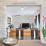 Appartamento Hacijenda With Private Pool And Jacuzzi