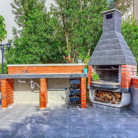 Hacijenda With Private Pool And Jacuzzi Appartamento